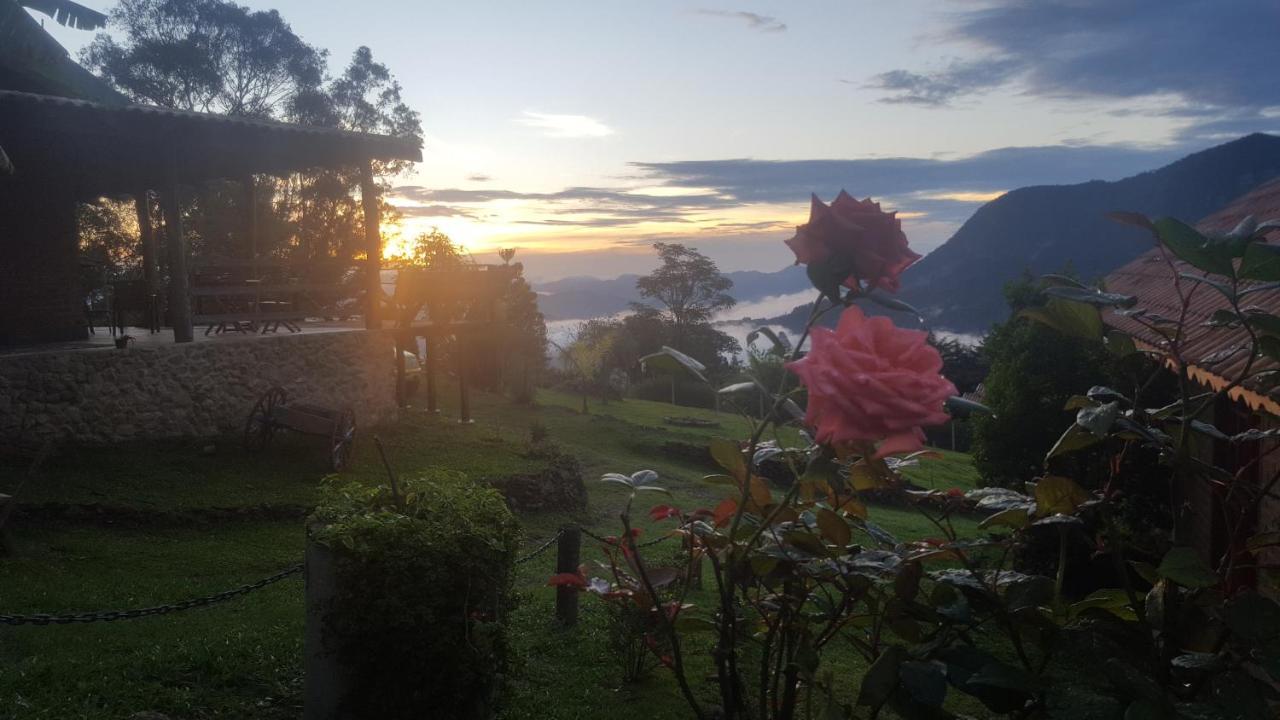 Chale Refugio Da Pedra Sp Villa Sao Bento do Sapucai Bagian luar foto